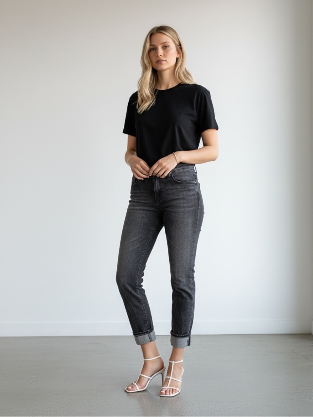 AG Ex- boyfriend slim slouchy slim Jeans in Black Wash Size 25